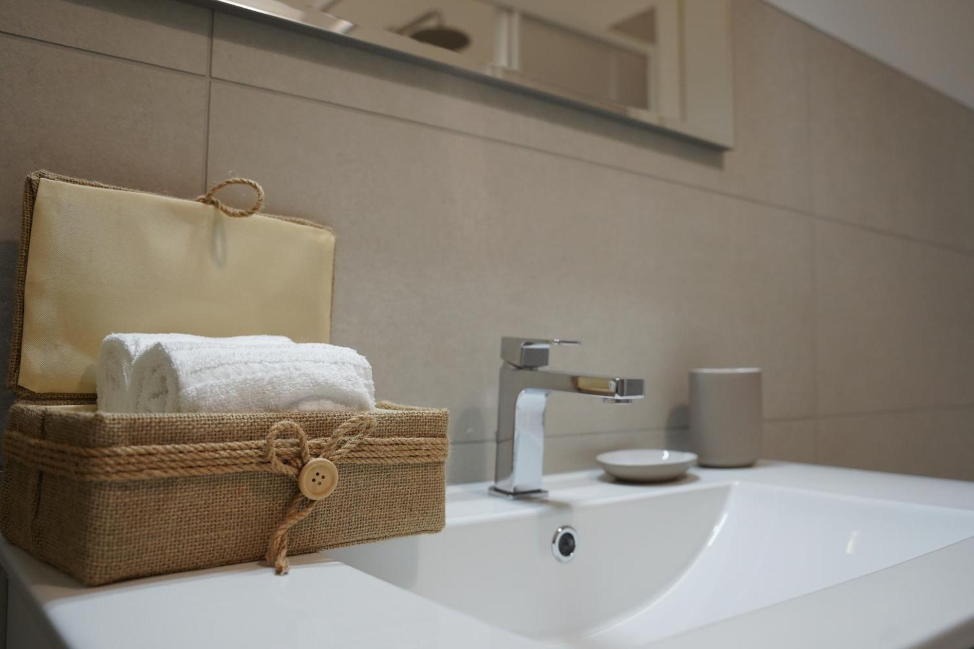 מילאנו Monumentale M5 Apt - 6 Ospiti & Famiglie Con 2 Bagni E Suite מראה חיצוני תמונה